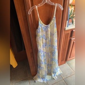 Hello & blue floral maxi dress. Size S